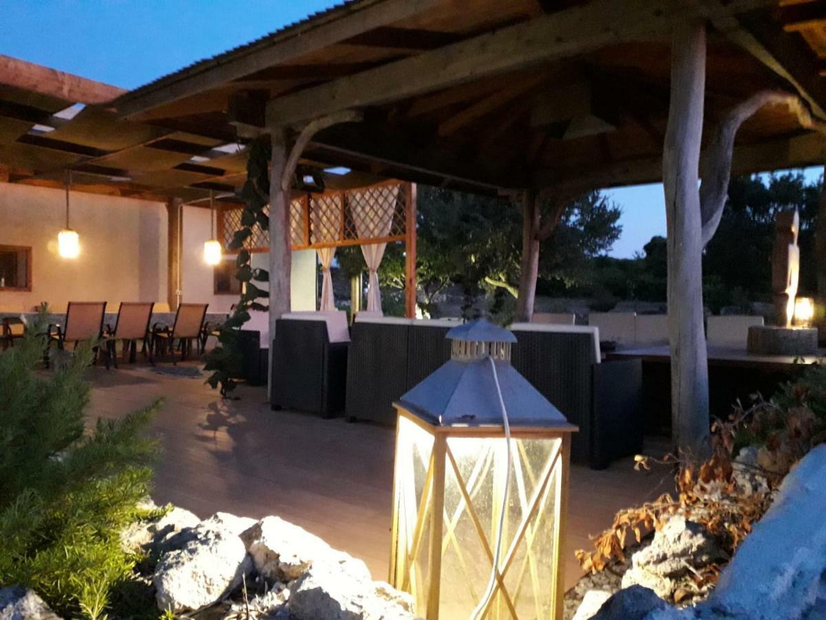 阿尔盖罗 The Straw House酒店 外观 照片